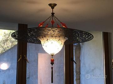 Lampadario molto particolare