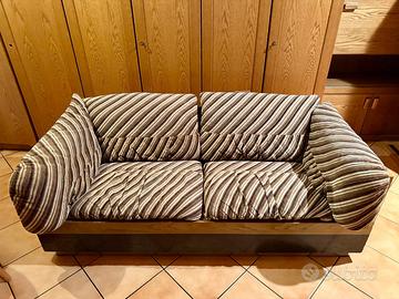 Set salotto 2 divani e tavolino design anni 60/70