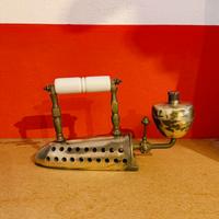 Ferro da stiro antico vintage polacco – Anni ’60