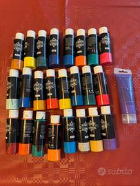 Colori acrilici per dipingere