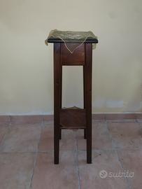 Colonna Porta Piante / Piedistallo in Legno Scuro