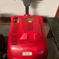 Spazzatrice a benzina LION 8000 portotecnica