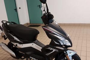 NUOVO SCOOTER 125cc DAL PRONTO ANCHE A RATE
