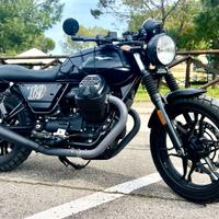 MOTO GUZZI V7 STONE III interamente customizzata