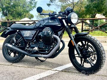 MOTO GUZZI V7 STONE III interamente customizzata