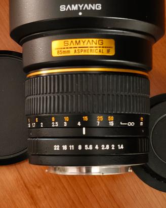 Samyang Aspherical 85 mm - F1.4