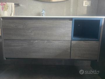 mobile bagno sospeso kios 110x46x50