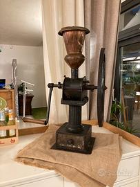 Macina Caffè 1860 d’arredo e collezione