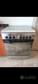 Cucina a gas INDESIT