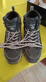 Scarpe trekking n.40