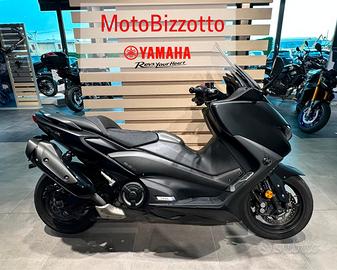 Yamaha TMAX 560