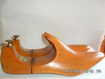 COPPIA FORME DA SCARPE IN LEGNO INGLESI 60 n. 38.5