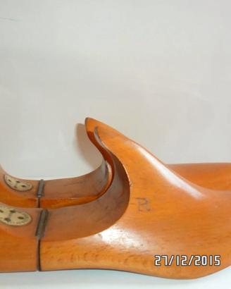 COPPIA FORME DA SCARPE IN LEGNO INGLESI 60 n. 38.5