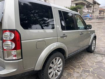 Land Rover Discovery 4