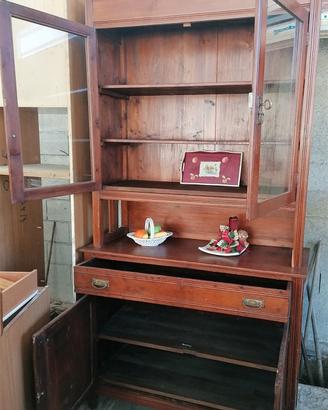 credenza antica 