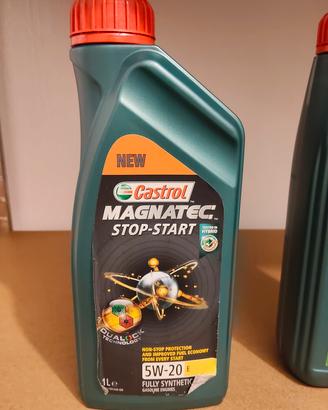 Lotto 2 LT olio motore Castrol