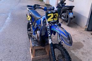 YZ 125 con gruppo termico athena 144
