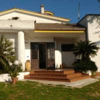 Villa in aperta campagna