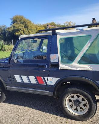 SUZUKI SAMURAI SJ413