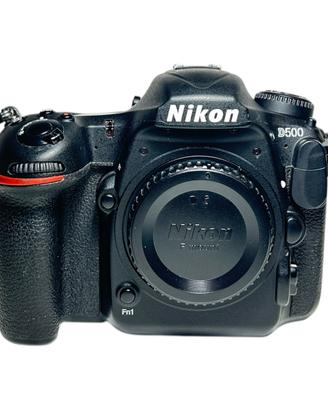 Nikon D500 (GARANZIA 2 ANNI)