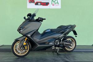 YAMAHA T-MAX 560 TECH MAX IN PROMOZIONE