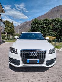 Audi Q5 3.0 V6 TDI 240 cv quattro S-tronic 