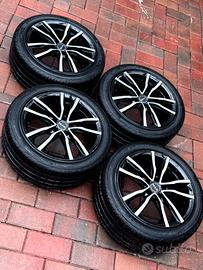Set Cerchi 17” e gomme Pirelli