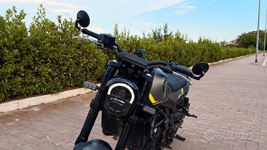 Benelli Leoncino 250