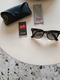 occhiali RAY BAN