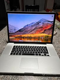 Apple MacBook Pro 17 pollici 500 ssd 8gb ram