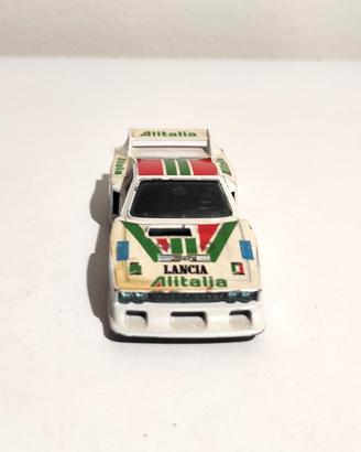 Modellino Lancia Beta Montecarlo 1/43 Bburago