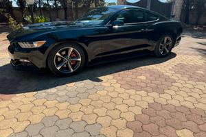 Ford Mustang 3.7 v6 No Superbollo