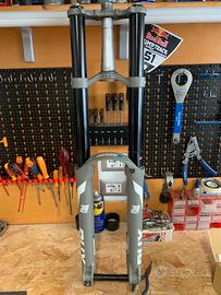 Forcella suntour rux r2c2  downhill