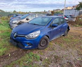 Renault Clio 1.5 dci 75cv anno 12-2018 incidentata