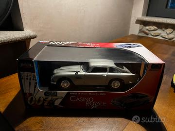 Aston Martin DBS Casino royale 007