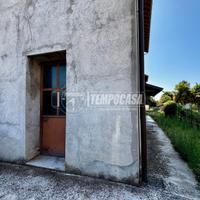 RUSTICO CON POSSIBILITA' DI CAMBIO D'USO