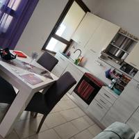 CUCINA, TAVOLO, RIPIANI CHIUSI