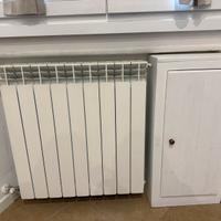 2 termosifoni in alluminio bianchi