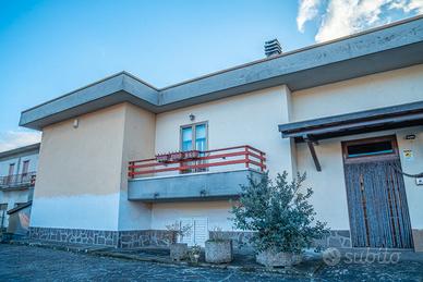 Bifamiliare con taverna, San Giustino, S/188