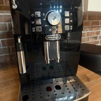 Macchina da  caffe magnifica delonghi