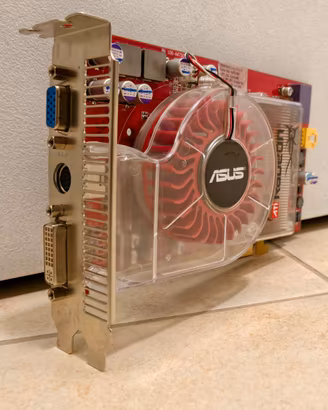 Asus ATI Radeon X850 XT Platinum Edition AGP