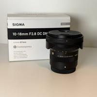 Sigma 10-18 2.8 DC DN Fujifilm Pari al nuovo