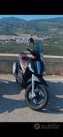 Beverly 350 sport touring ABS