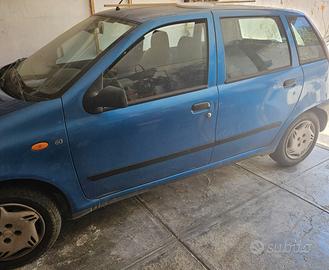 Fiat Punto 1.1 Benzina (1999) + pannello audio