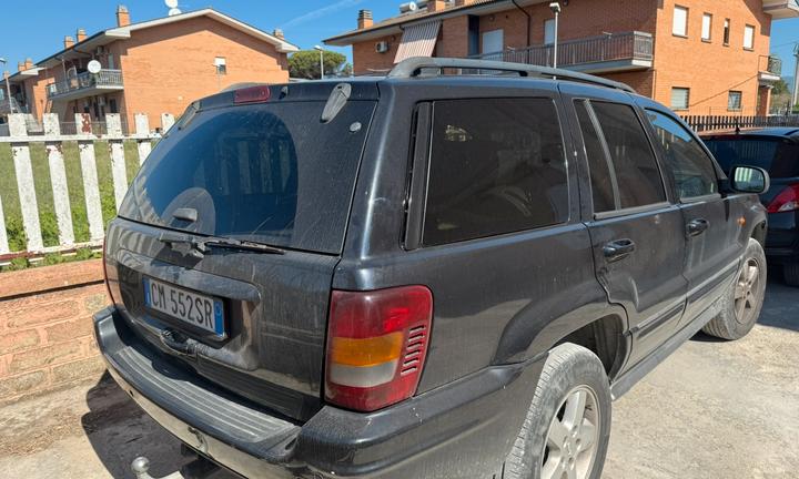 Jeep Grand Cherokee 2.7