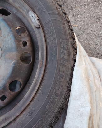 gomme neve 185 60 15