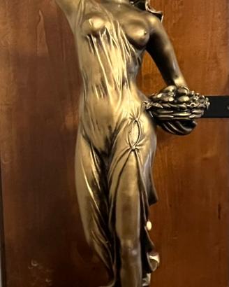 Scultura retrò decorativa