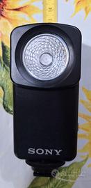 faretto luce sony HVL-10D con carica batteria