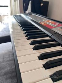 Yamaha PSR F50