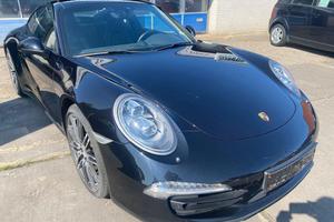 Porche 911 Carrera - 4